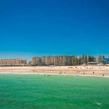 Coastal Living in Glenelg
