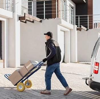Retail Moves