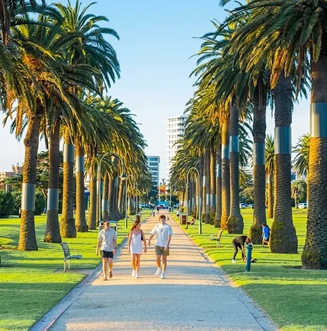Walkable Beachside Lifestyle