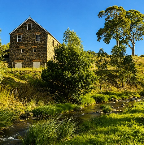 Wineries & Local Heritage