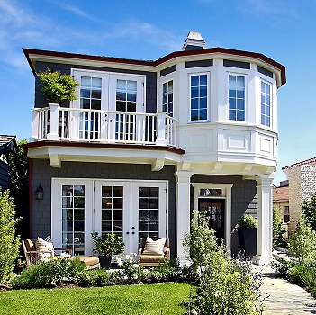Executive Family Homes