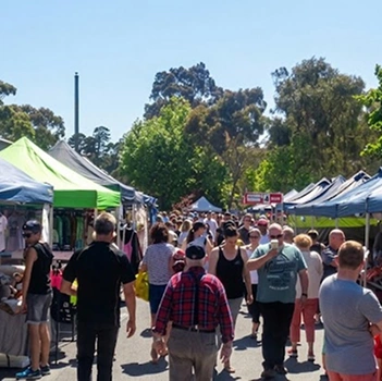 Akoonah Park Market