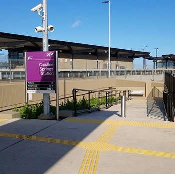 Caroline Springs Railway Station