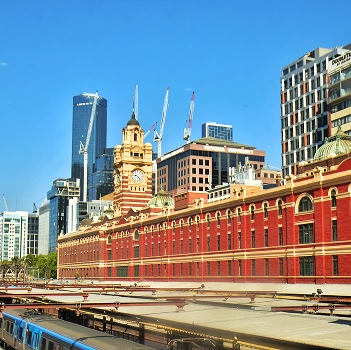 Close to Employment & Lifestyle Destinations