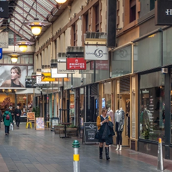 Walkable Shopping & Community Precincts
