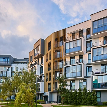 Townhouses & Contemporary Homes