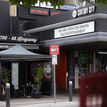 Kingsway Dining Precinct