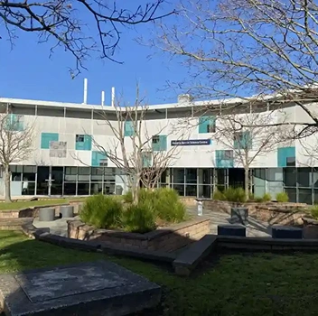 Kingswood College
