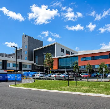 Hornsby Ku-ring- gai Hospital