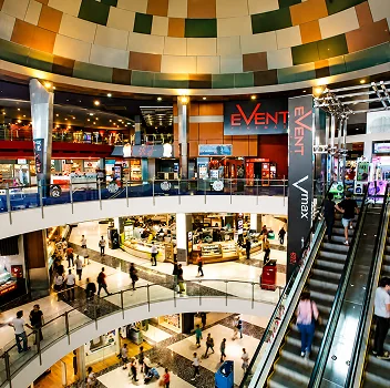Retail & Entertainment