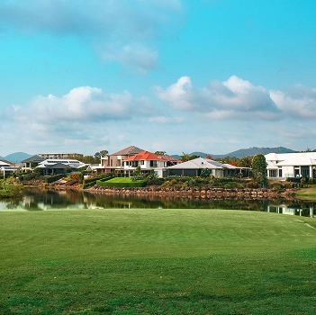 Sanctuary Lakes Golf Club