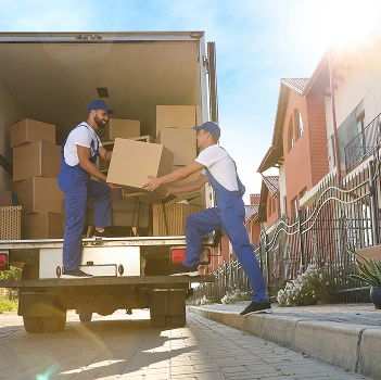 Excellent Connectivity for Local & Interstate Moves